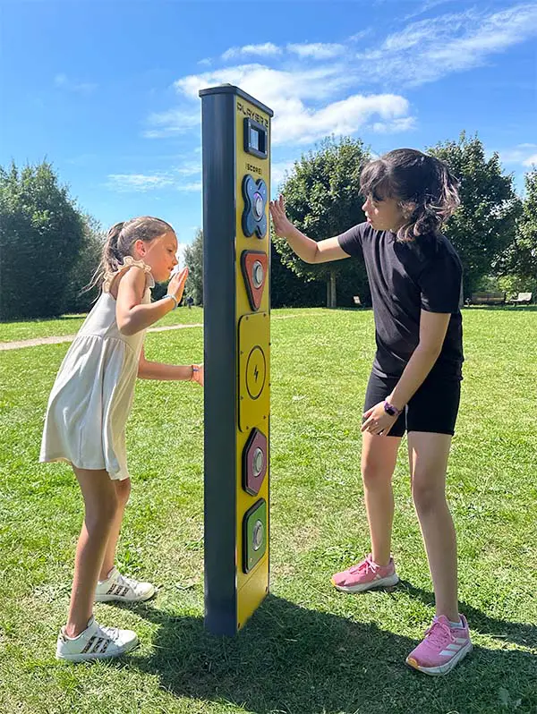 2 Player RotoGen Reactions Totem - Bild 4